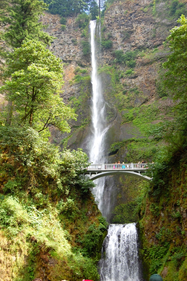 Multanomah Falls - tallest fall in Oregon!